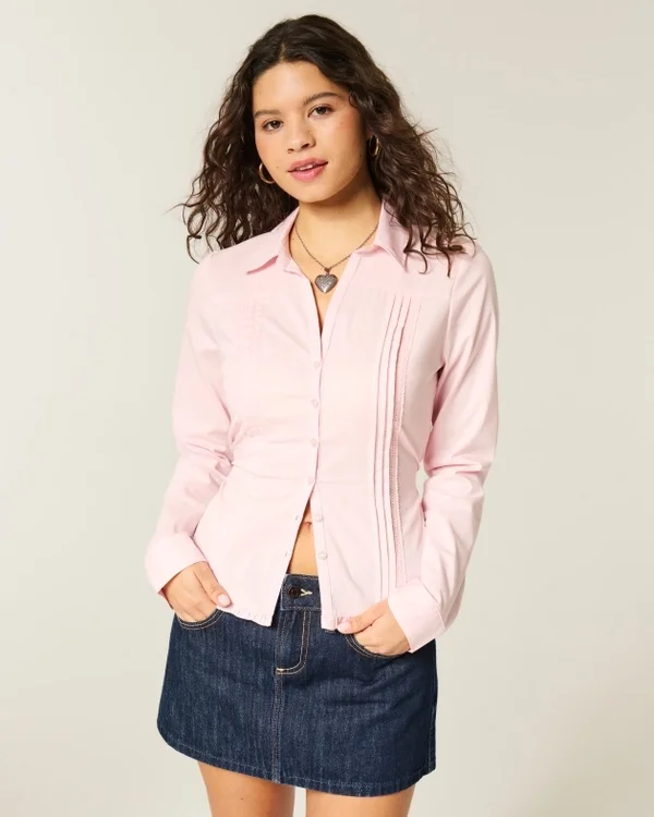 Camisa con encaje y botones Camisa con encaje y botones