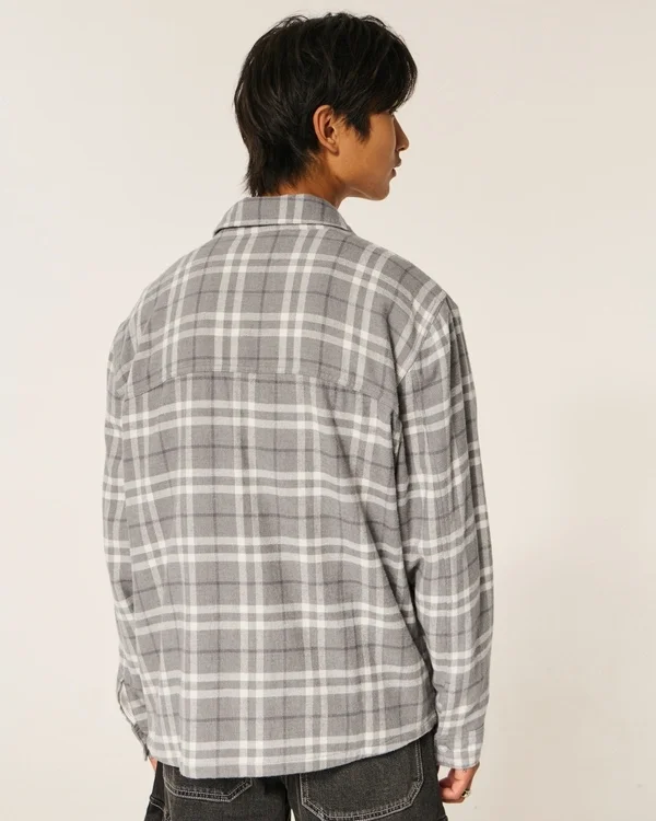 Camisa de franela con forro térmico y corte cuadrado Camisa de franela con forro térmico y corte cuadrado