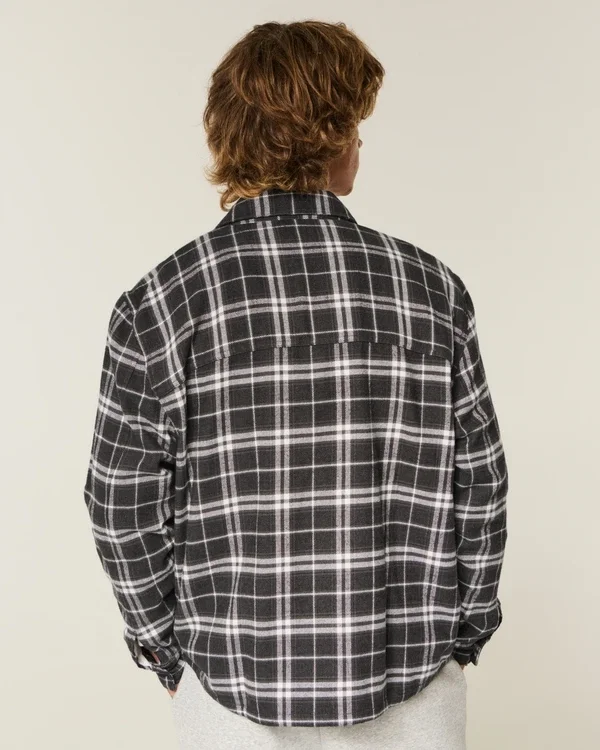 Camisa de franela con forro térmico y corte cuadrado Camisa de franela con forro térmico y corte cuadrado