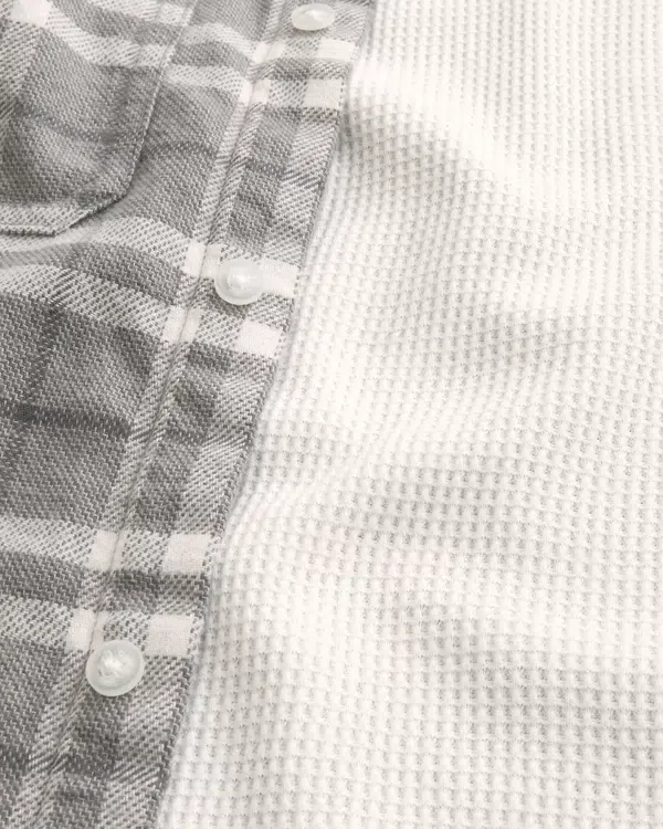 Camisa de franela con forro térmico y corte cuadrado Camisa de franela con forro térmico y corte cuadrado