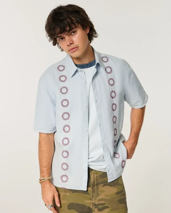 Camisa de manga corta a rayas y corte recto Camisa de manga corta a rayas y corte recto