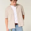 Camisa de manga corta con estilo de croché