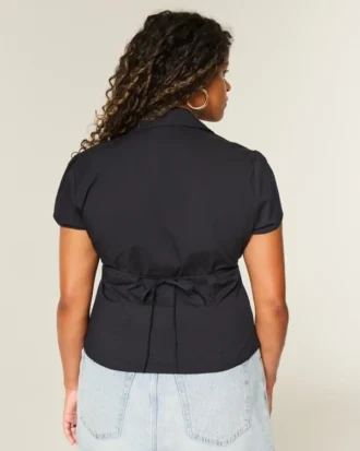 Camisa elástica de popelín con botones y manga corta Camisa elástica de popelín con botones y manga corta