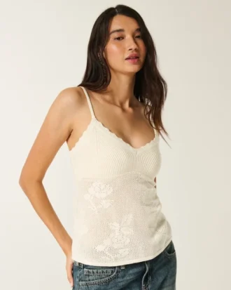 Camiseta babydoll con cuello halter y estilo bordado fácil