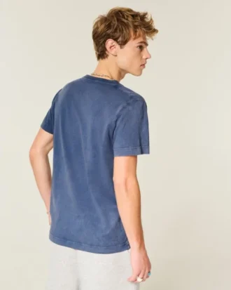 Camiseta con cuello en V