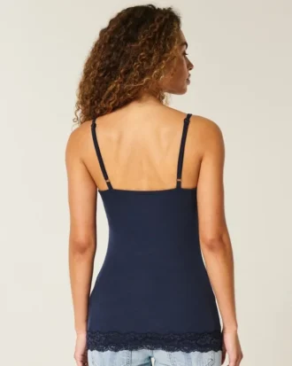 Camiseta con ribete de encaje