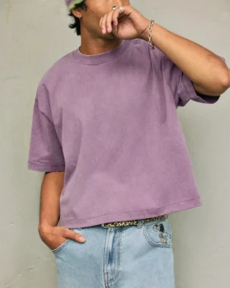 Camiseta corta y holgada de tejido grueso lavado