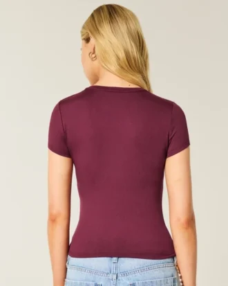 Camiseta de bebé con cuello redondo, tejido elástico suave y sin costuras