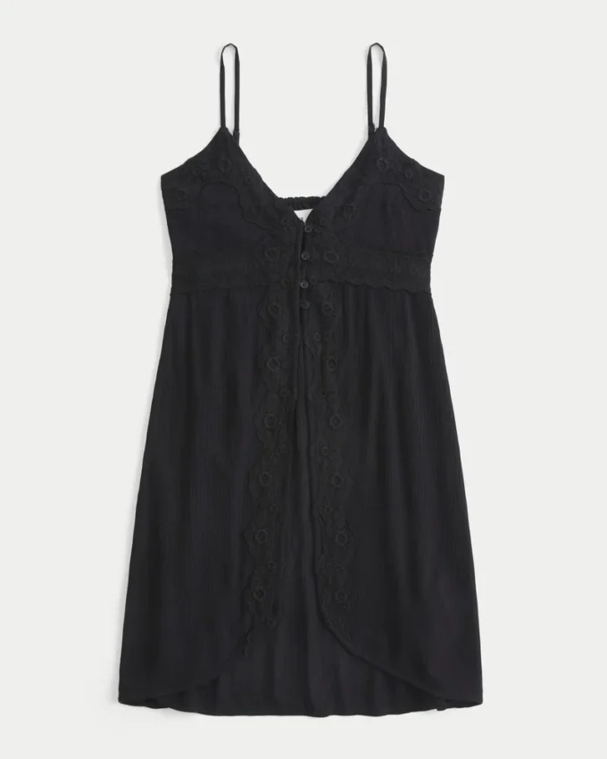 Camiseta larga con detalle de encaje Camiseta larga con detalle de encaje