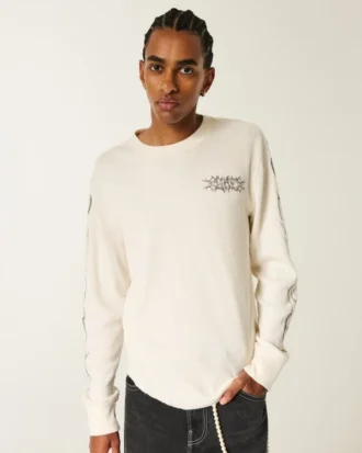 Camiseta térmica con estampado grafiti