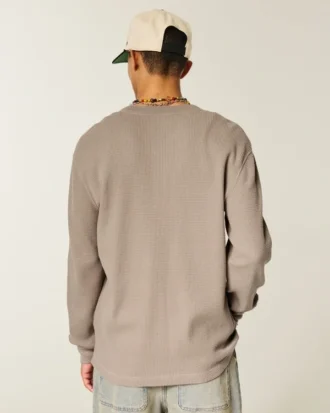 Camiseta térmica holgada Henley