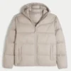 Chaqueta acolchada con capucha Chaqueta acolchada con capucha