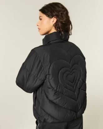 Chaqueta acolchada con cremallera y corazón