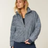 Chaqueta acolchada con estampado y cremallera