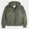 Chaqueta bomber con cremallera y ribete de piel sintética Chaqueta bomber con cremallera y ribete de piel sintética