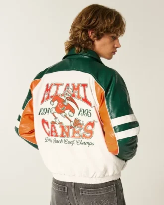 Chaqueta con gráfico de los Miami Hurricanes de la Universidad de Miami en piel sintética