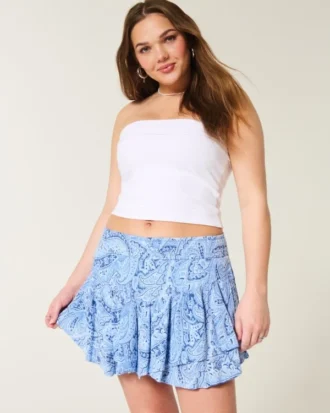 Falda pantalón mini con dobladillo asimétrico