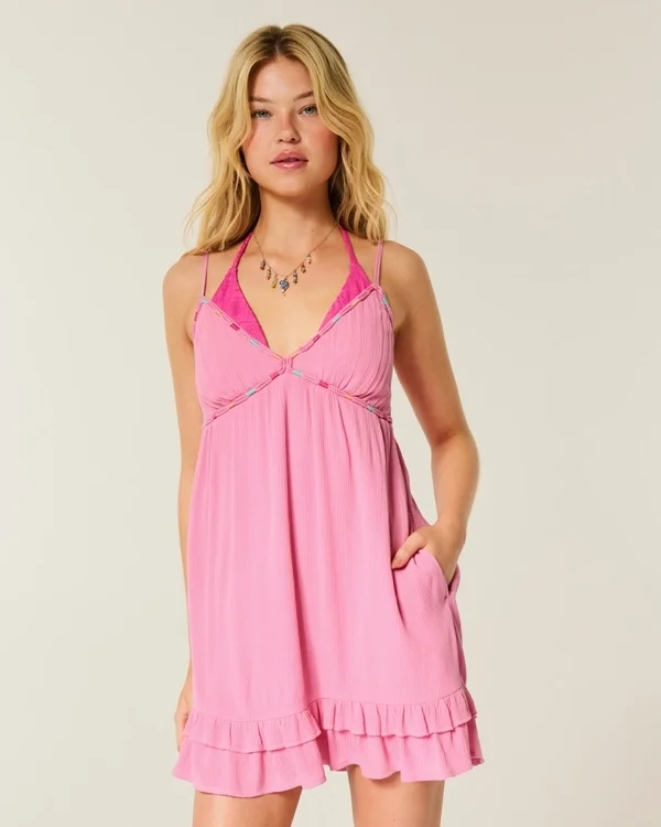 Minivestido babydoll con ribete de cuerda Minivestido babydoll con ribete de cuerda