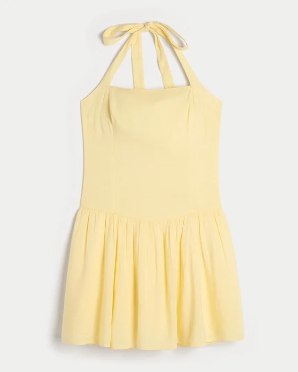 Minivestido con cintura baja y cuello halter Minivestido con cintura baja y cuello halter