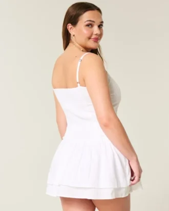 Minivestido con ribete de encaje