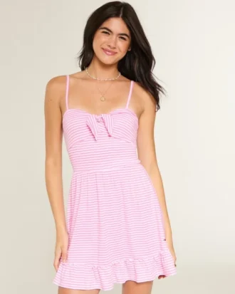 Minivestido de punto con lazo delantero Minivestido de punto con lazo delantero