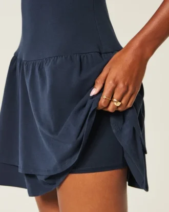 Minivestido de punto con volantes Minivestido de punto con volantes