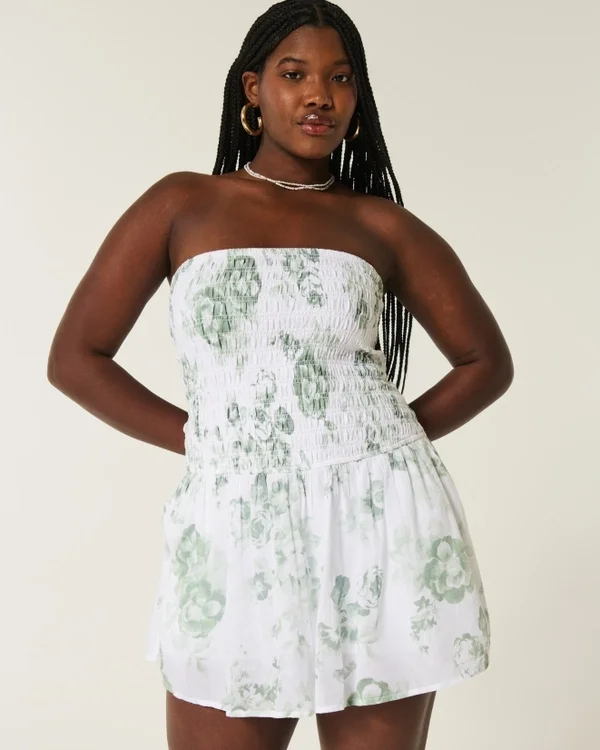 Minivestido sin tirantes con corpiño fruncido Minivestido sin tirantes con corpiño fruncido