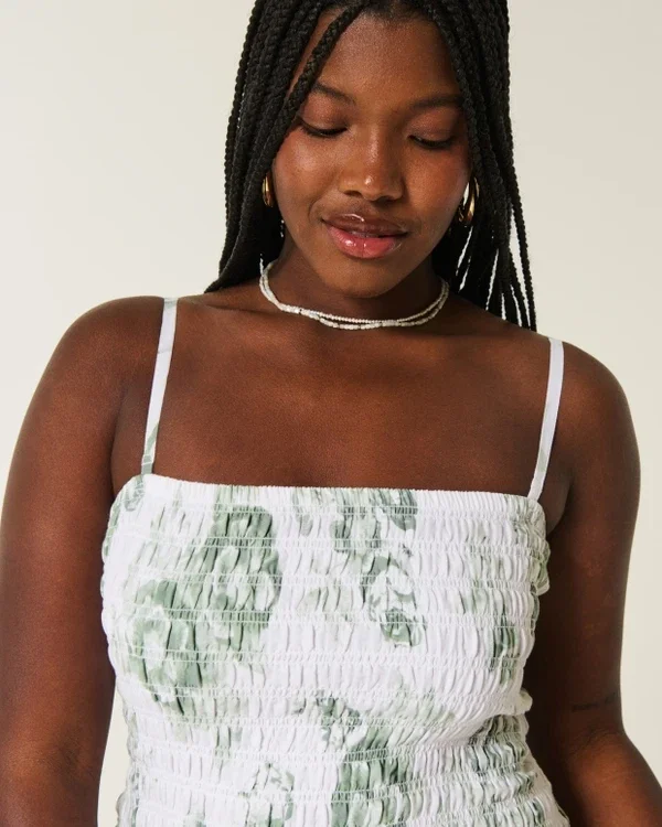 Minivestido sin tirantes con corpiño fruncido Minivestido sin tirantes con corpiño fruncido