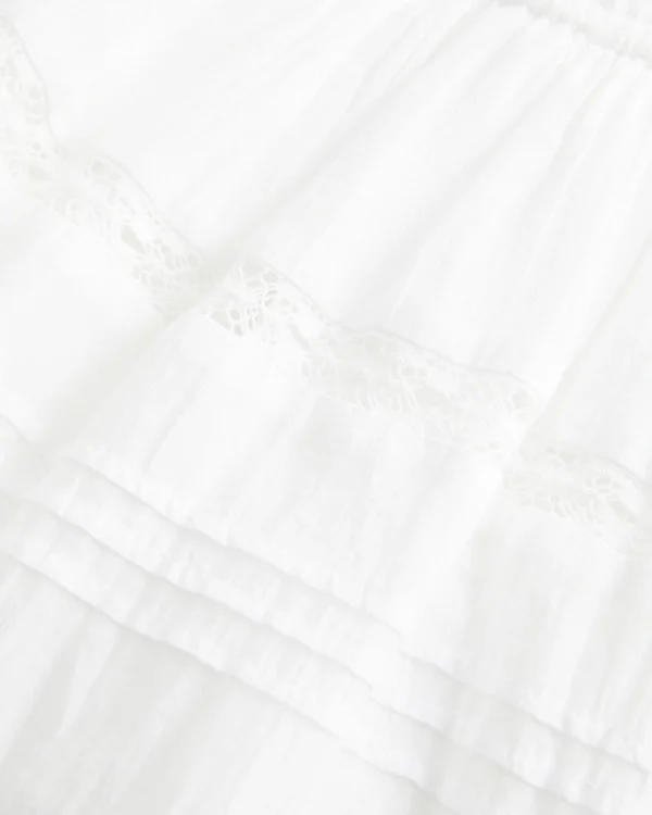 Minivestido sin tirantes con corpiño fruncido Minivestido sin tirantes con corpiño fruncido