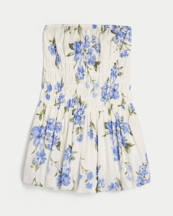 Minivestido sin tirantes con volantes Minivestido sin tirantes con volantes