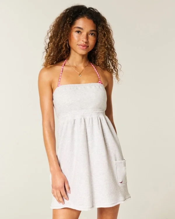 Minivestido sin tirantes de felpa Minivestido sin tirantes de felpa