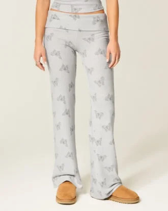 Pantalones acampanados con cintura cruzada de punto Always Cozy Pantalones acampanados con cintura cruzada de punto Always Cozy