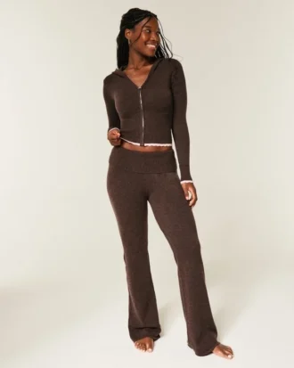 Pantalones bootcut con vuelta de punto de Gilly Hicks