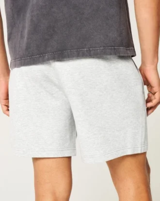Pantalones cortos de felpa refrescante hasta la mitad del muslo Pantalones cortos de felpa refrescante hasta la mitad del muslo