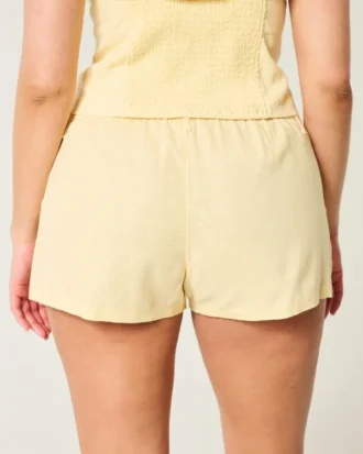 Pantalones cortos de mezcla de lino de talle bajo Livvy de Hollister Pantalones cortos de mezcla de lino de talle bajo Livvy de Hollister