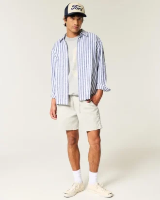 Pantalones cortos de sarga hasta la mitad del muslo