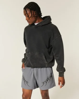 Pantalones cortos deportivos con estampado hasta la mitad del muslo