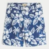 Pantalones cortos hasta la rodilla Pantalones cortos hasta la rodilla