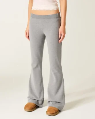 Pantalones de chándal acampanados