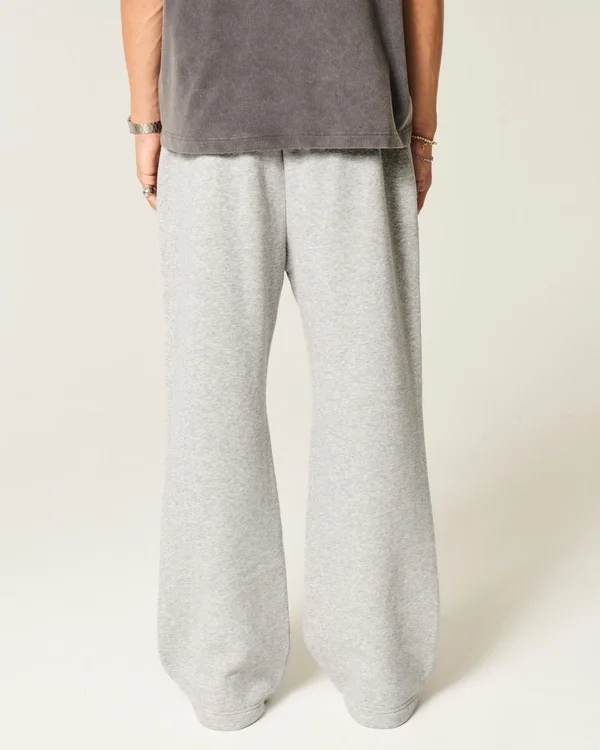 Pantalones de chándal acampanados Pantalones de chándal acampanados