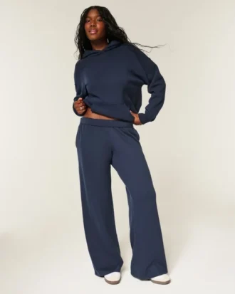Pantalones de chándal anchos con bolsillo en forma de corazón