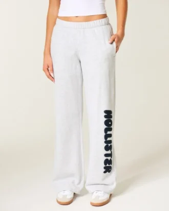 Pantalones de chándal anchos con gráfico del logotipo