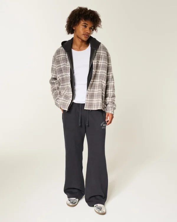 Pantalones de chándal bootcut con gráfico Forest Hills Athletics Pantalones de chándal bootcut con gráfico Forest Hills Athletics