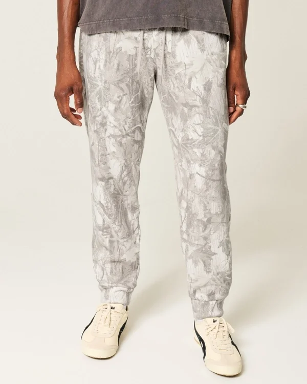 Pantalones de chándal de felpa con estampado de camuflaje Pantalones de chándal de felpa con estampado de camuflaje