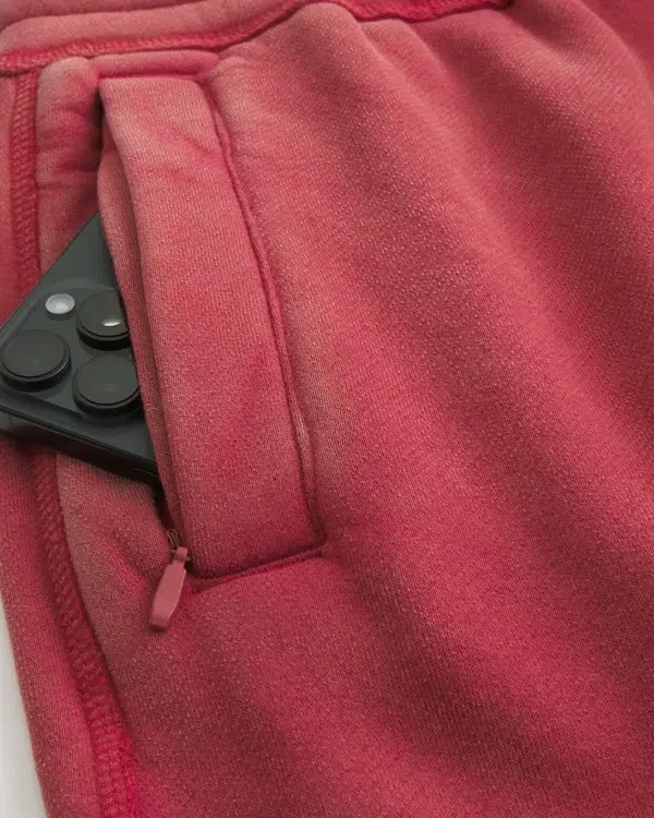 Pantalones de chándal holgados con gráfico del logotipo Holiday Vault Release Pantalones de chándal holgados con gráfico del logotipo Holiday Vault Release