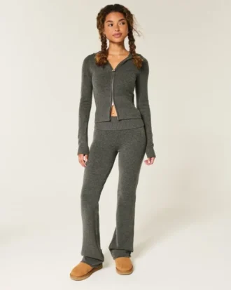 Pantalones tipo bootcut con cintura cruzada y tejido de punto de Gilly Hicks
