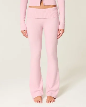 Pantalones tipo bootcut con cintura cruzada y tejido de punto de Gilly Hicks Pantalones tipo bootcut con cintura cruzada y tejido de punto de Gilly Hicks