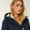 Parka con forro de piel sintética Parka con forro de piel sintética