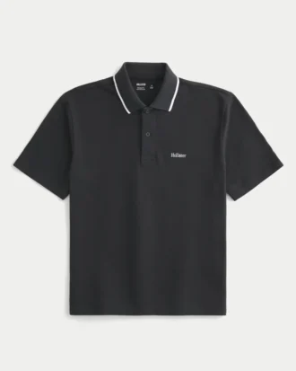 Polo con logotipo relajado