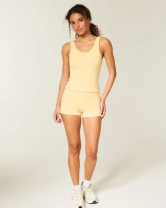 Prenda básica imprescindible Shortie Prenda básica imprescindible Shortie